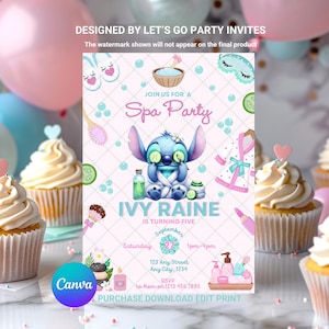 Könnte beinhalten: Eine rosa Spa-Party-Einladung mit einer blauen Cartoon-Figur mit Gurkenscheiben auf den Augen. Die Einladung enthält den Text "Spa Party", "Ivy Raine wird fünf" und Veranstaltungsdetails. Das Design enthält Illustrationen zum Thema Spa.