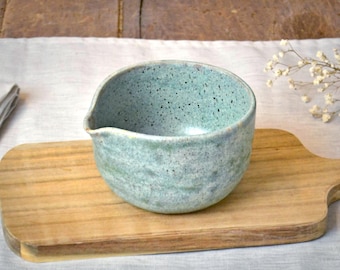 Ceramic Chawan Tea Bowl with Spout, Japanese Matcha Bowl, Tea Lover Gift Set, Handmade Rustic Bowl, Birthday Gift, 4 colors