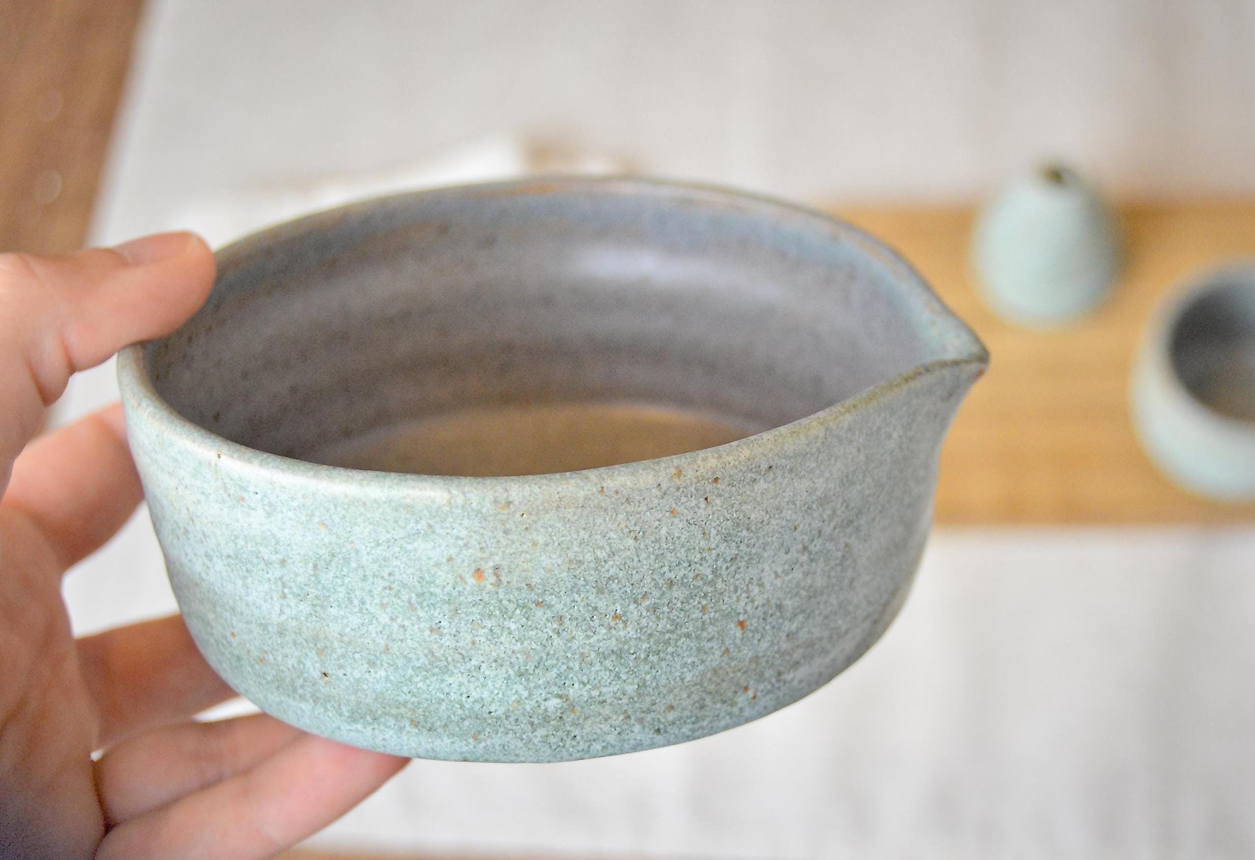 Matcha Bowl with Spout, Handmade Chawan Tea Bowl, Matcha Bowl Set, Rustic Bowl, 2 sizes