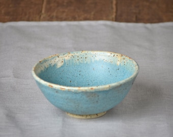 Blue Ceramic Bowl, Mothers Day Gift, Handmade Pottery Bowl, Fruit Bowl, Footed Bowl, Pasta Bowl, Salad Bowl, Shallow Bowl, 13 oz / 400 ml