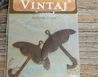 Vintaj Umbrella Brass Charms -Vintaj Charm-Vintaj Pendant-Necklace Pendant-Bracelet Charm-Craft Supply-Jewelry Component-Destash