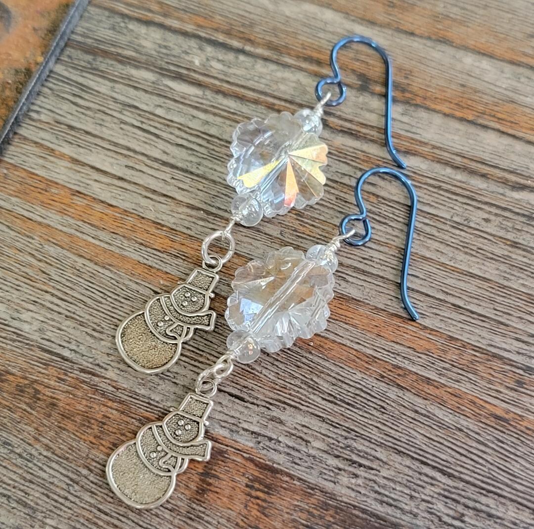 スノーフレークガラスクリスタルスノーマンイヤリング - スノーマン