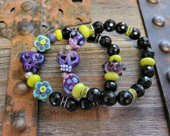 Onyx and Lampwork Stretch Stackable Beaded Bracelets-Sugar Skull Beaded Stretch Bracelet-Halloween Stretch Bracelet-Day of the Dead Bracelet