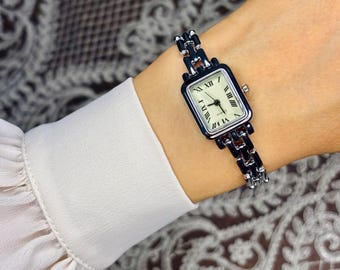 Vintage Silver Green Women’s Watch,Roman Numeral Square Dial