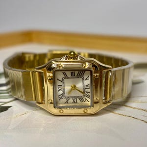 Wrist Watch for Women,Gold Colour,Roman Numeral,Minimal Design Watch,Square Dial,Adjustable Band, Retro Watch,White Dial,Vintage Gold Watch