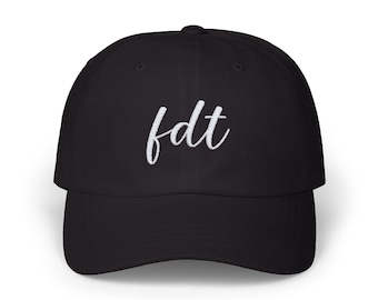 Gorra bordada anti-Trump de FDT: un regalo para demócratas y la resistencia.