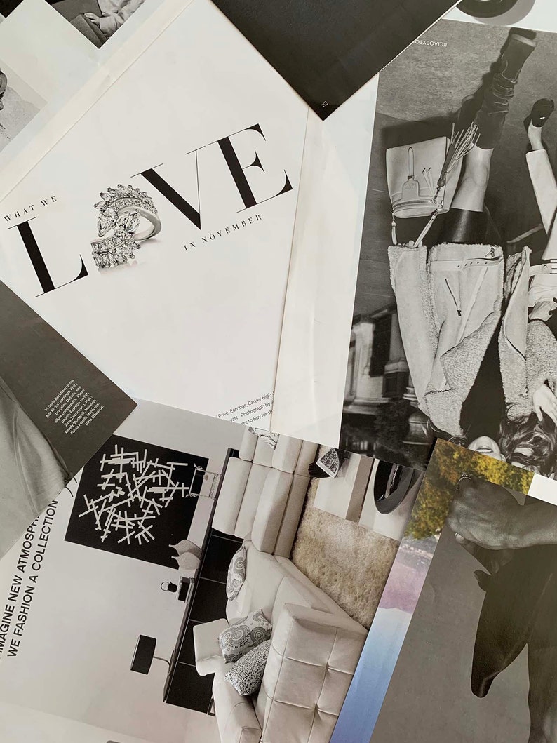 Puede incluir: Un collage de p&aacute;ginas de revistas con un anillo de diamantes, una mujer con un abrigo de piel blanco y botas, una obra de arte abstracta en blanco y negro y un sof&aacute; blanco con almohadas.