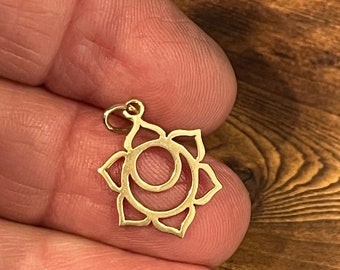 Sacral Chakra Charm Bronze