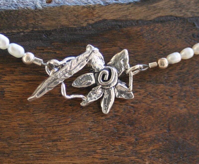 13号　STERLING SILVER 台座　フラワー Amazon.com : hogardeck Metal Flower Wall Decor - 13
