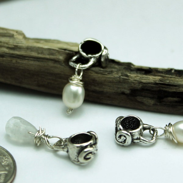 ONE Dangle Slide in Sterling Silver with Pearls or without pearl