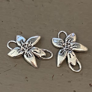 Flower Link Artisan Sterling Silver Handcrafted Rustic /CH402