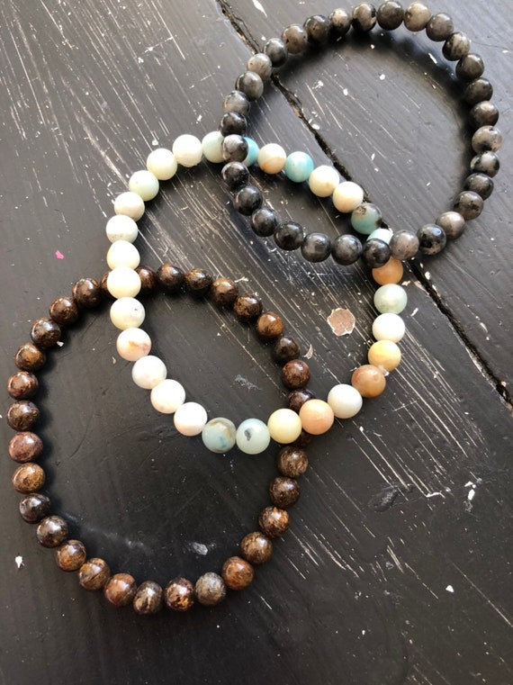 STONE BEAD BRACELET 6 MM W/GOLD BEADS CHOCOLATE BROWN STONE BEAD BRACELET 6 MM W/GOLD BEADS CHOCOLATE BROWN