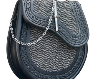 Sporran da uomo in tweed grigio scozzese fatto a mano in pelle con chiusura a perno, con catena e cintura