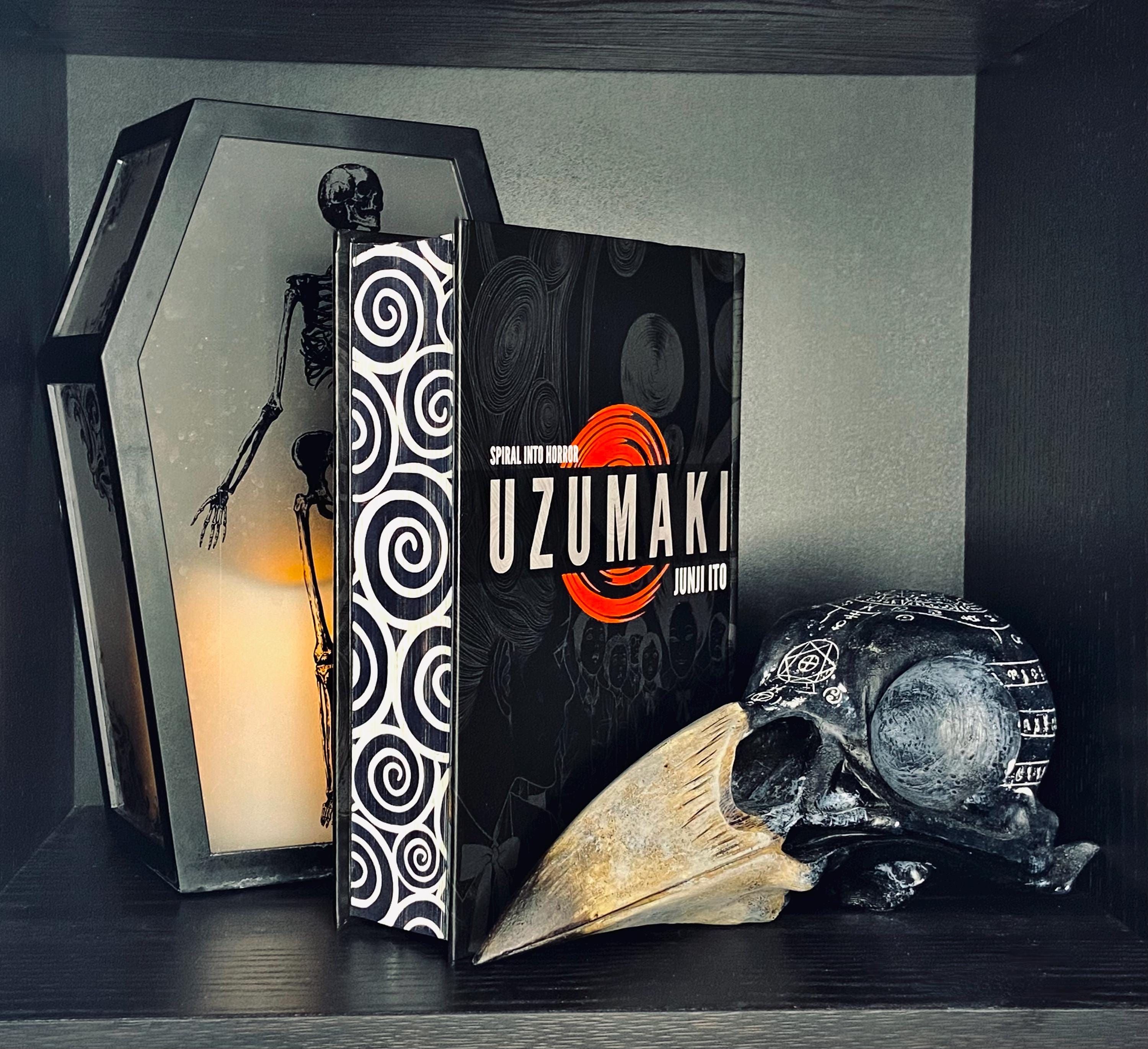 Tomie / Uzumaki / Gyo | Junji Ito Stenciled Edges Manga - Etsy