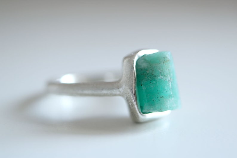 raw Emerald ring Emerald crystal ring. Rough Emerald Emerald ring hexagonal emerald Sterling silver ring with natural Emerald crystal