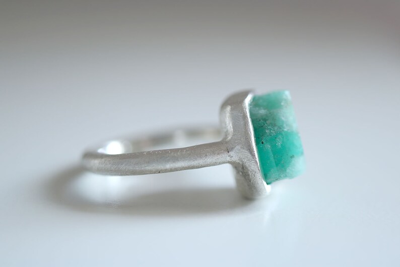 raw Emerald ring Emerald crystal ring. Rough Emerald Emerald ring hexagonal emerald Sterling silver ring with natural Emerald crystal