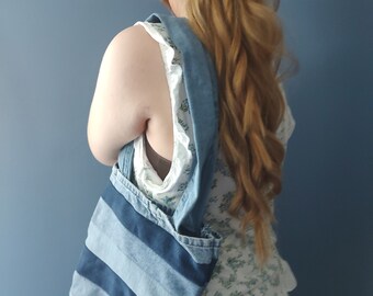 bolso de mezclilla reconstruido hecho a mano azul