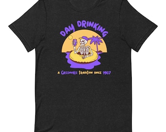 Camiseta de ECU Greenville para beber durante el día, camiseta divertida de ECU, camiseta de fiesta de Greenville NC, camiseta divertida sobre alcohol, camiseta para fiestas al aire libre, regalo para él.