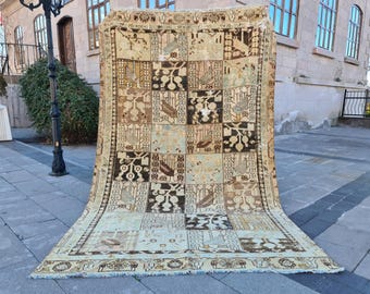 Vintage Turkish Oushak Rug: Large Wool Area Carpet, 5.7x9.3 ft