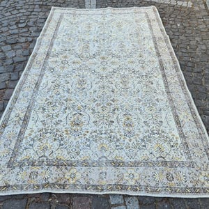 Handwoven Wool Oushak Rug 5.6x9.9 ft: Vintage Turkish Area Carpet