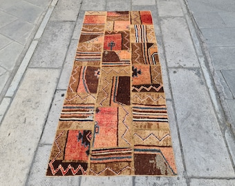 Vintage Turkish Runner Rug: Handwoven Wool Oushak Hallway Rug