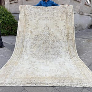 Vintage Turkish Rug - 5.7x9 ft Handmade Oushak Rug - Antique Area Rug for Living Room - Oversized Pastel Rug - Boho Traditional Carpet
