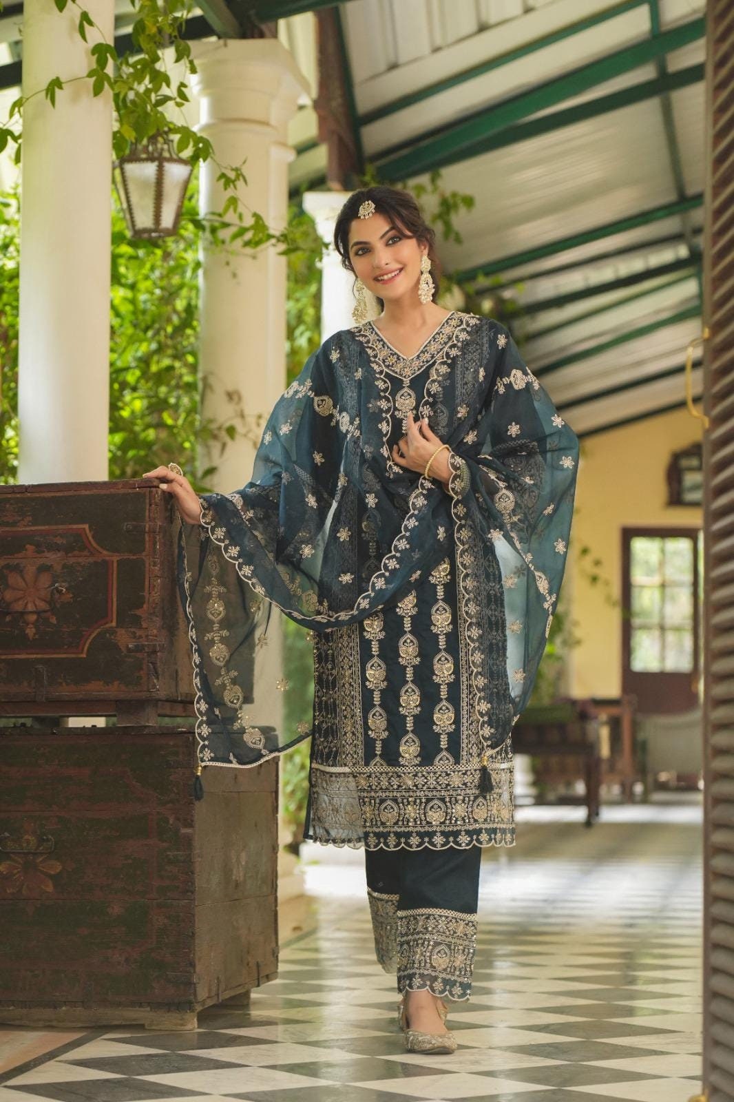 Embroidered Cotton Kurta Set: Traditional Salwar Kameez with Dupatta