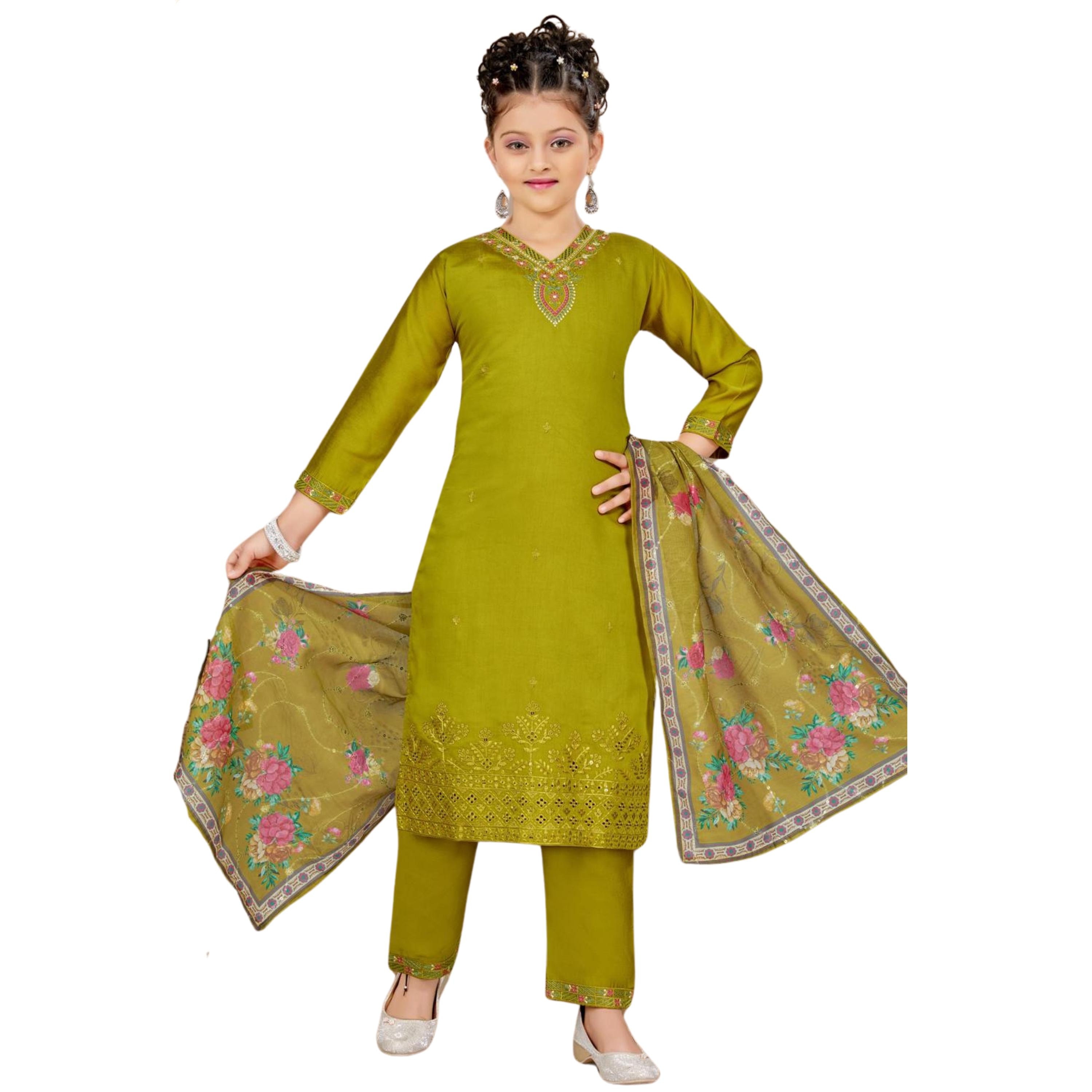 Girls straight fit suit with printed dupatta · green · TT-YG-CMG82