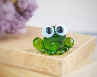 Glass frog gifts Tiny glass animals Frog figurines Miniature frog decor Frog ornament Desk decor Tiny frog fits Aquarium and Terrarium