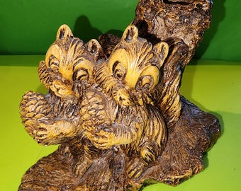 Rare/Unusual 2 Squirrel resin(?) figurine.  Unique and So Cute.