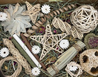 Large Natural Forage Box for Rabbits, Chinchillas, Guinea Pigs, Birds and more