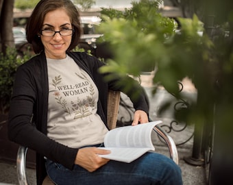 Well-Read Woman T-Shirt: Bookish Feminist Literary Floral Tee