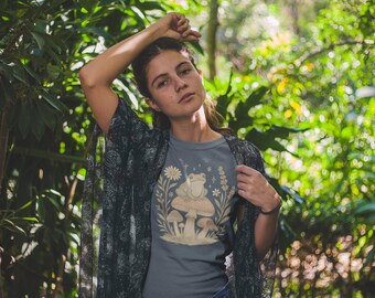 Cottagecore Frog T-Shirt: Mushroom Toadstool Graphic Tee - Heather Indigo