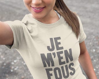 Je M’en Fous T-Shirt: Vintage French Slogan, Funny Parisian Tee