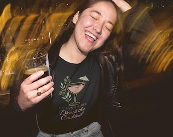 Funny Retro Cocktail T-Shirt: Life Is Short, Drink the Cocktail