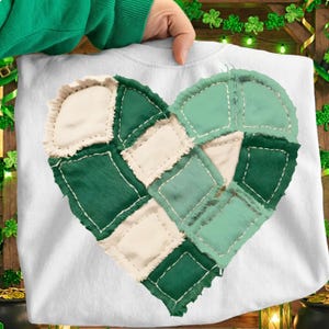 Patchwork Herz Glück PNG, Grün St Patricks Day Patch Herz Png, Kokette Klee Patchwork Png, Retro irisches Glücksherzmuster Png