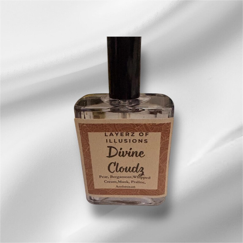 Perfume Divine Clouds: combinación de fragancias A. Grande Cloud y Not A de Juliette. imagen 2