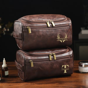 Trousse de toilette personnalisée en cuir pour homme, cadeaux de garçons d'honneur, kit Dopp avec nom personnalisé monogramme
