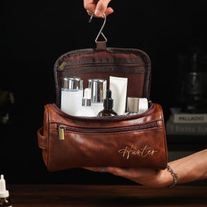 Trousse de toilette en cuir pour homme, cadeaux personnalisés pour garçons d'honneur, cadeaux personnalisés pour homme, kit Dopp personnalisé