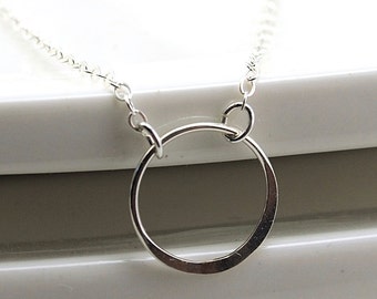 Sterling Silver Circle Necklace, Simple and Classic, Eternity Karma Hammered Open Circle Necklace, Minimalist Everyday Jewelry for Layering