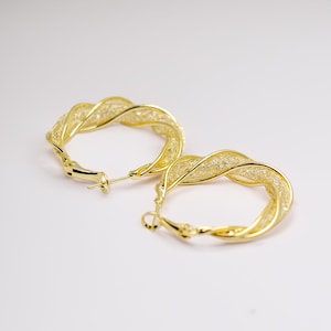 Gold Twist Hoop Earrings Intricate Design for Women