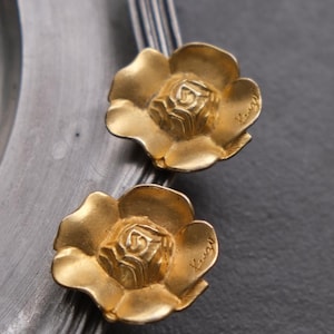 Kenzo flower earring - Etsy 日本