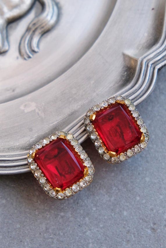 VALENTINO Ruby Color Rhinestone Statement Emerald… - image 1