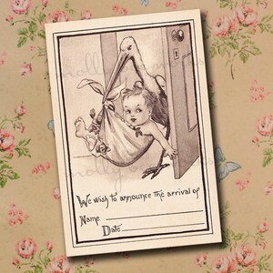 Antieke Vintage Baby aankondiging illustratie tekening Ooievaar die baby draagt door deuropening afdrukbare Instant Digitale Download