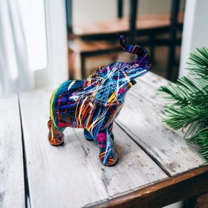 Decorative Resin Elephant Ornament For Home Decor, Handmade Ornament With Graffiti Art, Animal Sculpture, Elephant Decor, Home Decor Gift