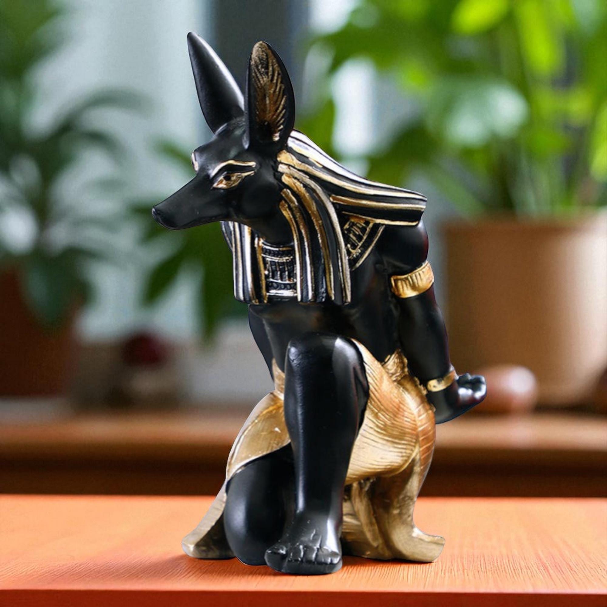 Yuuming Anubis Weinregal Aus Harz – Antike ägyptische Gottheit Als Weinflaschenhalter & Deko
