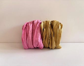 Jedwabna wstążka do sari – Recyklingowana jedwabna wstążka do sari – różowa i khaki, 5 jardów każda, łącznie 10 jardów
