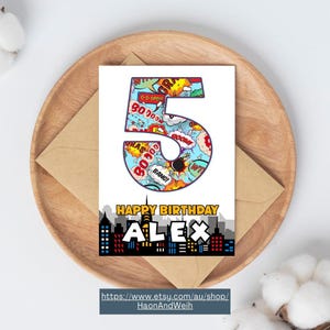 Carte d'anniversaire personnalisée super-héros, imprimable et modifiable en téléchargement immédiat Modèle Canva Carte d'anniversaire bulles de super-héros - 5 ans