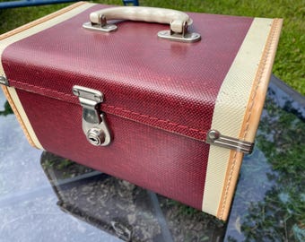 Vintage Cheney England Train Case