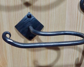 Porta carta igienica forgiato a mano